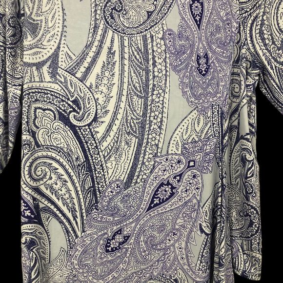 Chicos the Ultimate Tee Purple & White Paisley Tunic Top, Handkerchief Hem SZ 3 - Picture 9 of 9